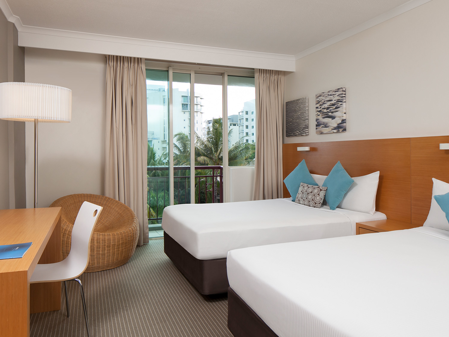 Novotel Cairns Oasis Resort